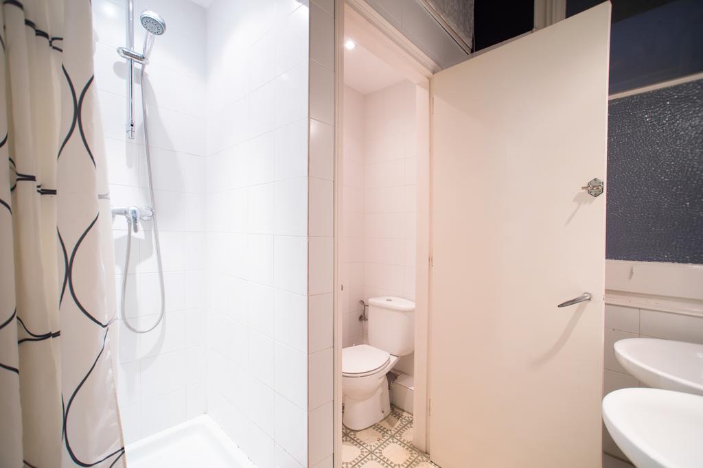 Apartamento Diagonal บาร์เซโลนา ภายนอก รูปภาพ