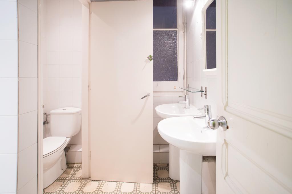 Apartamento Diagonal บาร์เซโลนา ภายนอก รูปภาพ
