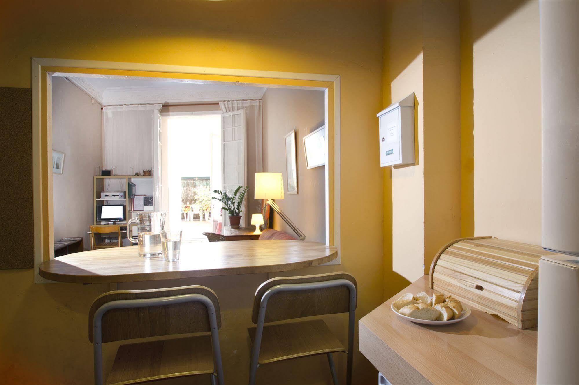 Apartamento Diagonal บาร์เซโลนา ภายนอก รูปภาพ